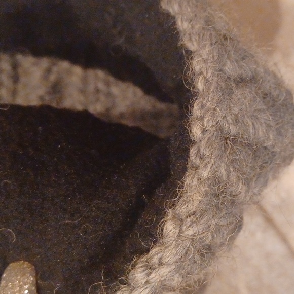 Bula Unisex Gray Chunky Knit Thermal Lined Beanie - Picture 5 of 7